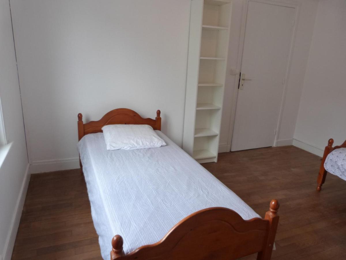 Gite Iaorana - Maison En Centre Ville Valognes Zewnętrze zdjęcie