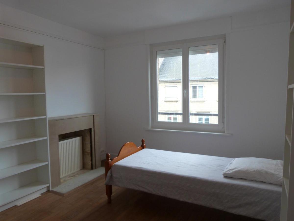 Gite Iaorana - Maison En Centre Ville Valognes Zewnętrze zdjęcie